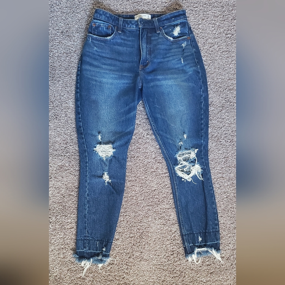 EUC Curve Love Skinny Jeans Distressed
